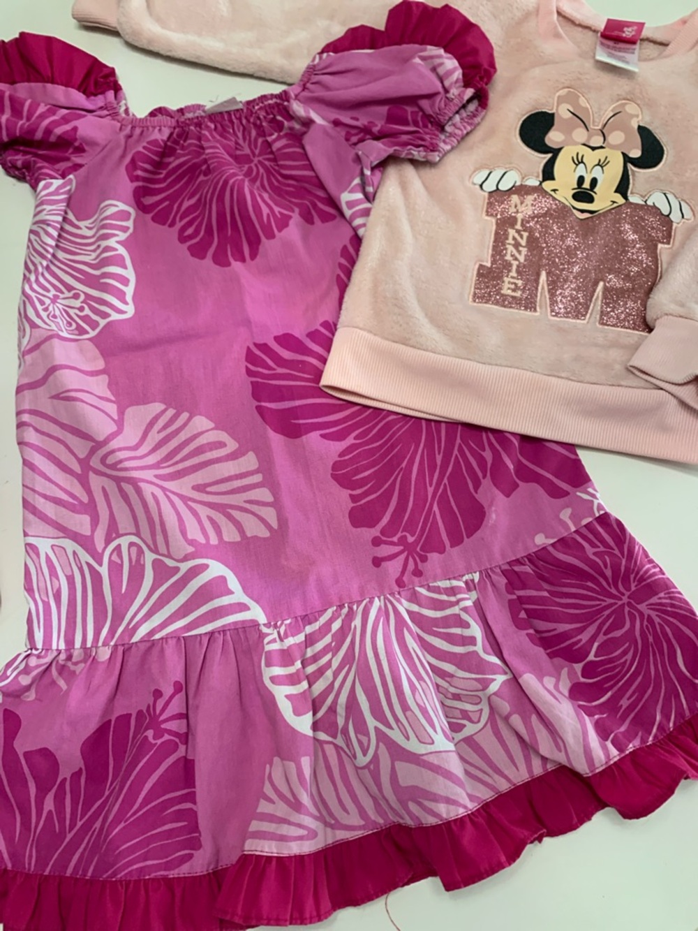 Girls Bundle Made in USA Hawaiian Pink Floral Dress 3T & Disney Minnie Fleece 4T